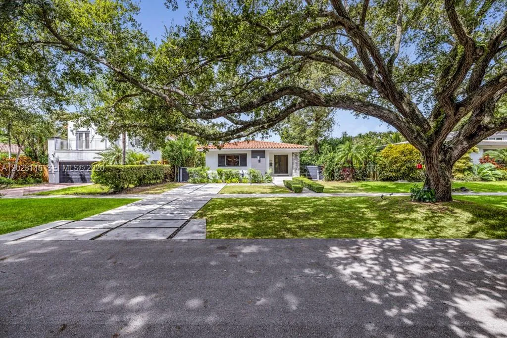 475 NE 91st St, Miami Shores FL 33138