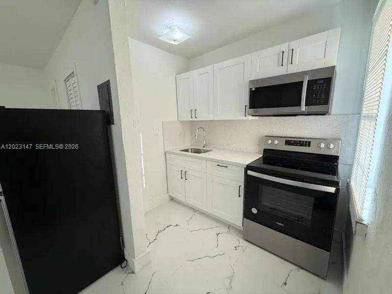 2773 NW 57th St, Miami FL 33142