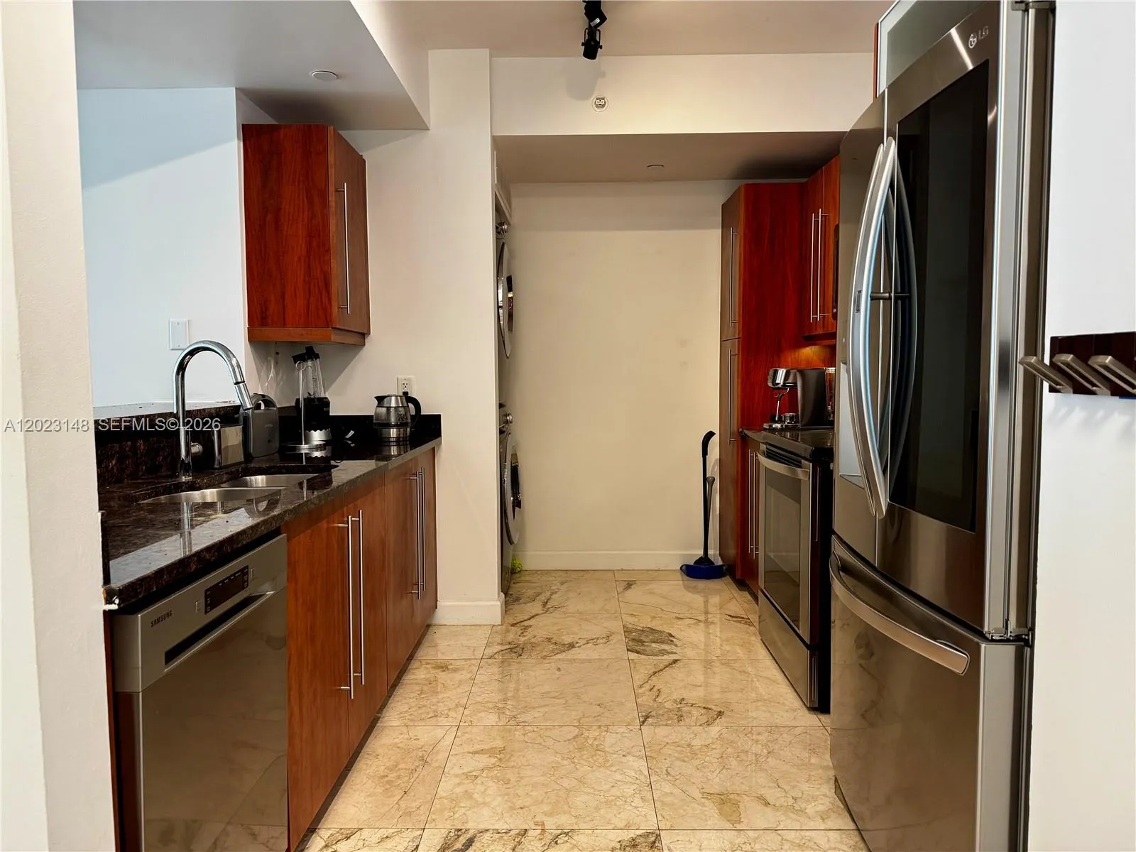 7350 SW 89th St # 1809S, Miami FL 33156