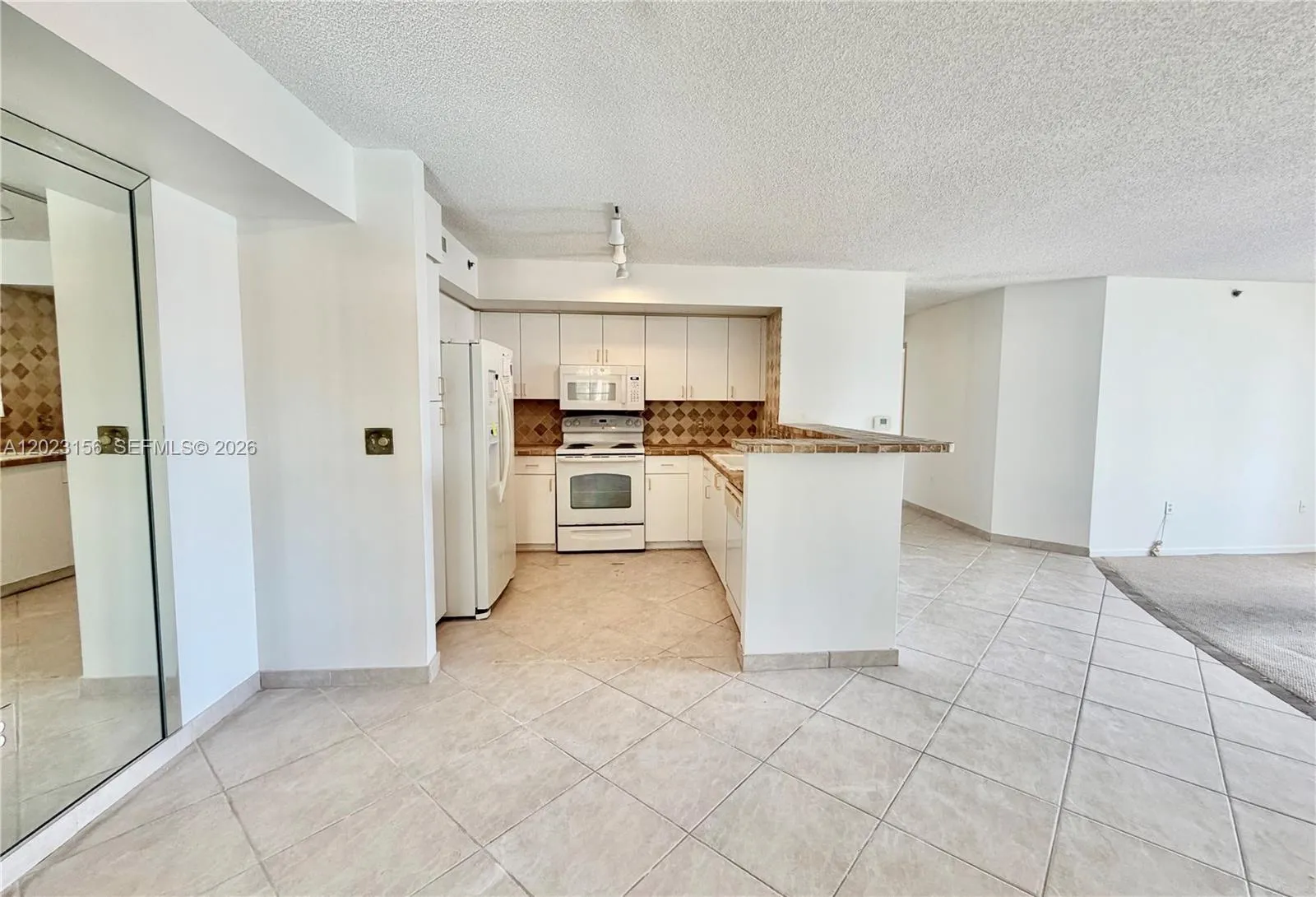 19877 E Country Club Dr # 3408, Aventura FL 33180