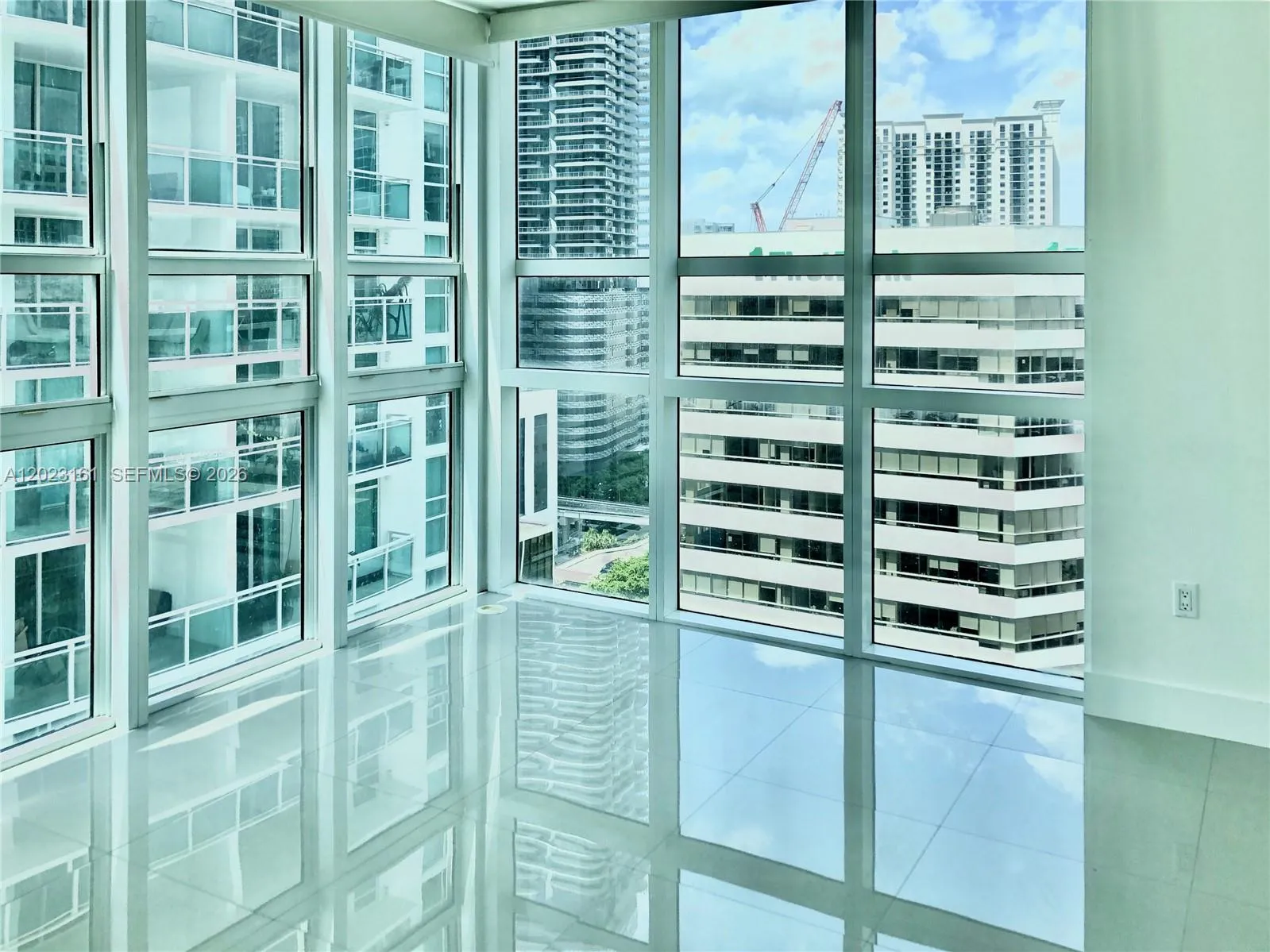 950 Brickell Bay Dr # 1701, Miami FL 33131