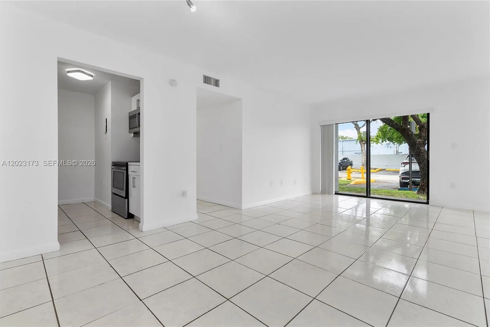 7407 SW 152nd Ave # 103, Miami FL 33193