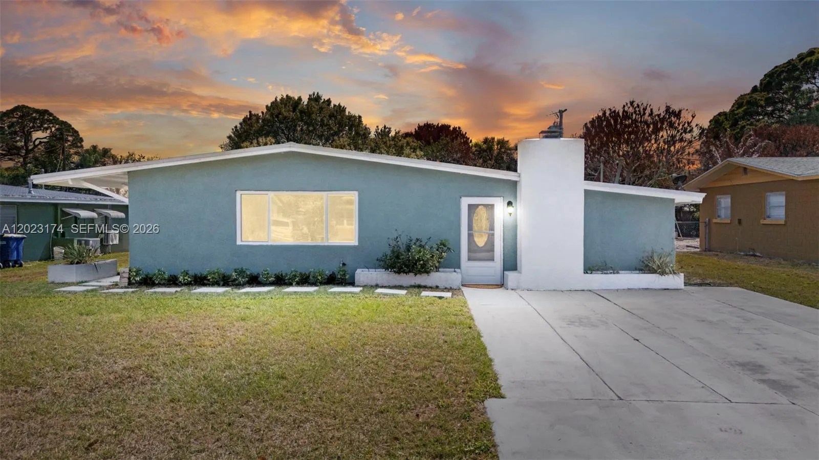 1013 Hispana Ave, Fort Pierce FL 34982