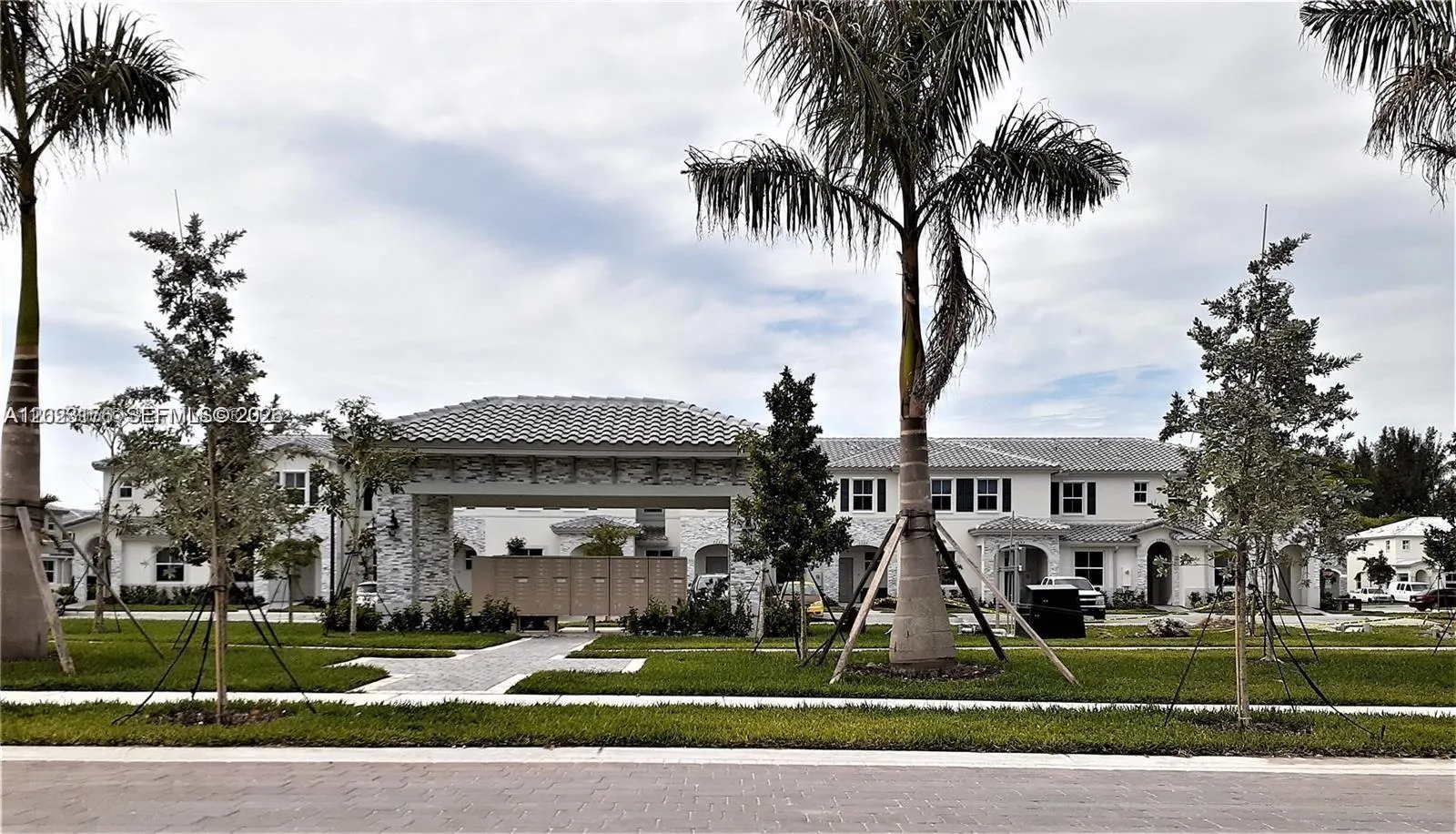 1857 SE 26th Ter, Homestead FL 33035