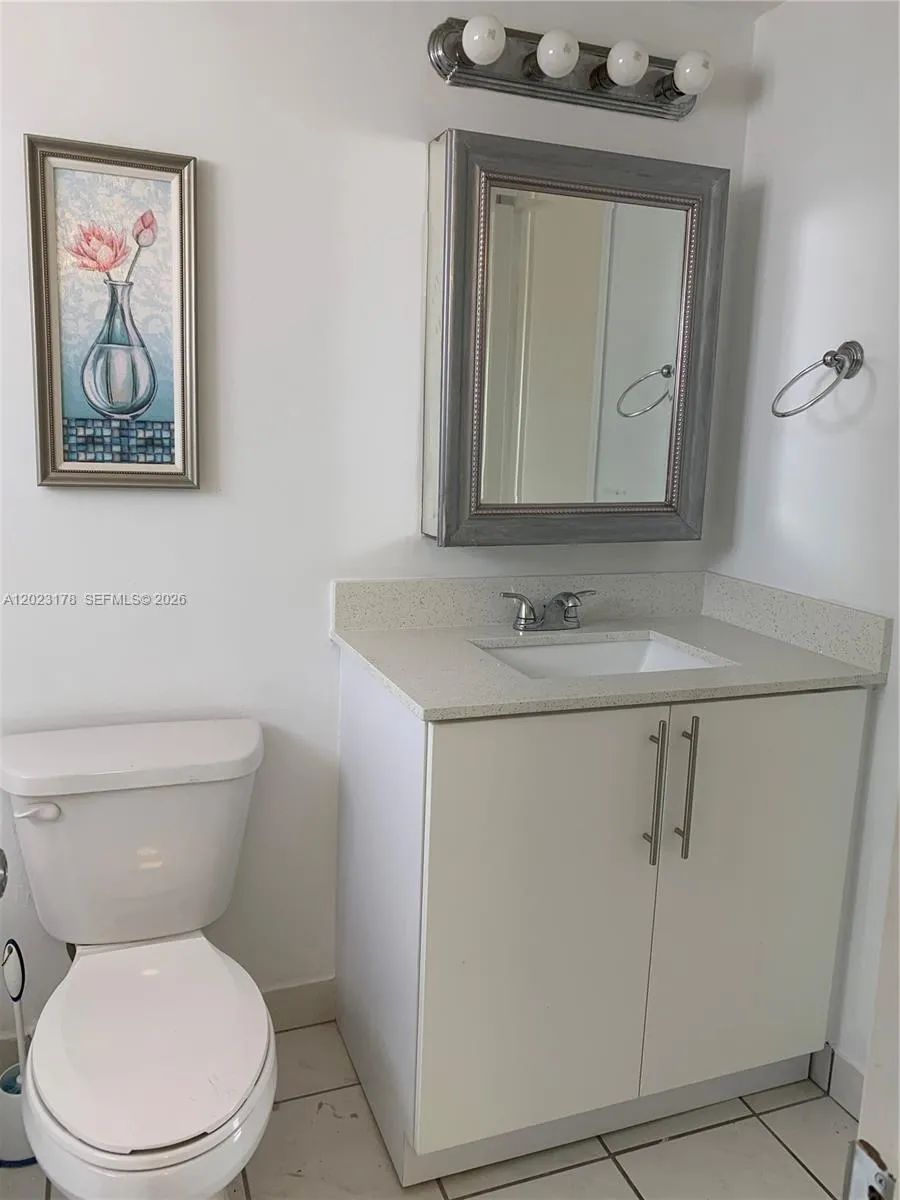 7703 Camino Real # 405, Miami FL 33143