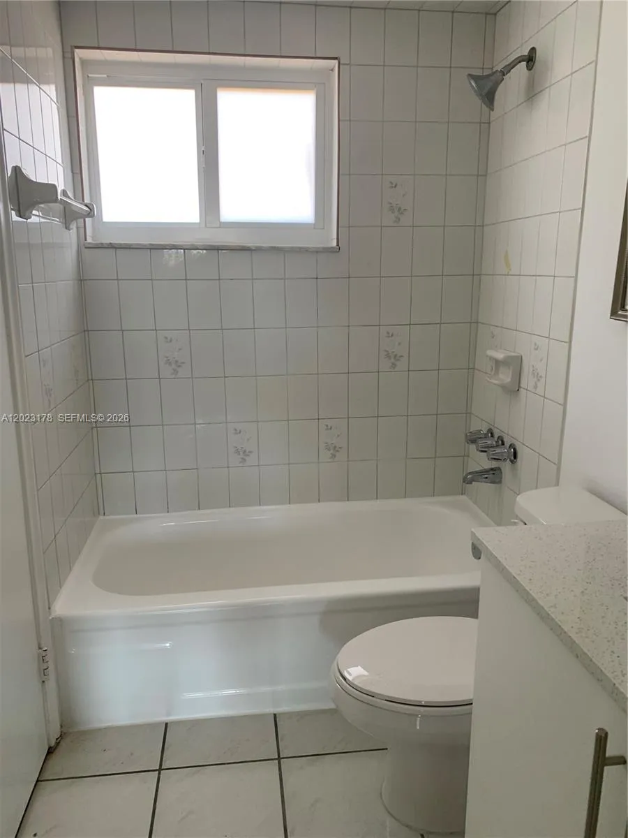7703 Camino Real # 405, Miami FL 33143