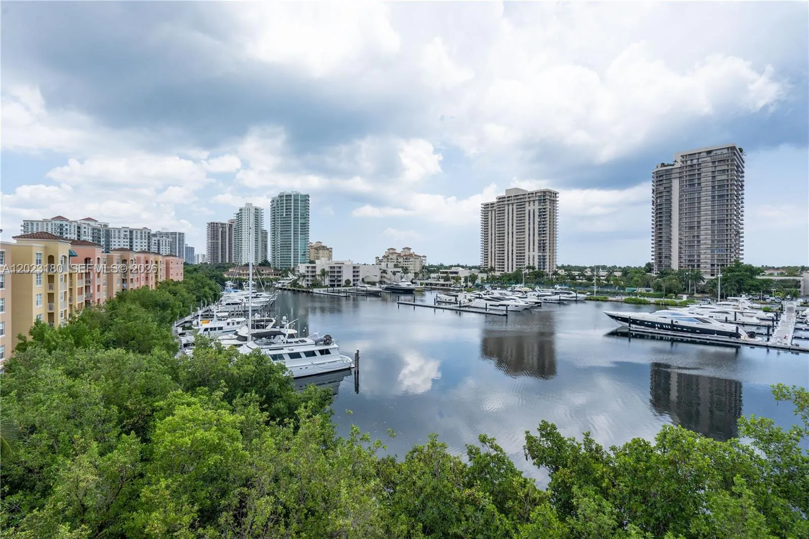 19601 E Country Club Dr # 7606, Aventura FL 33180
