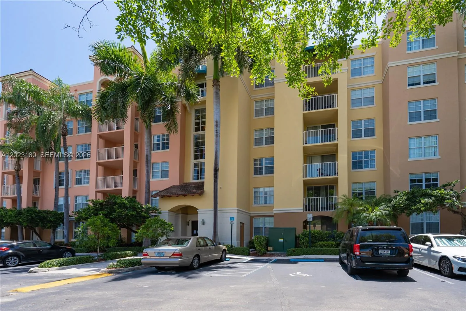 19601 E Country Club Dr # 7606, Aventura FL 33180