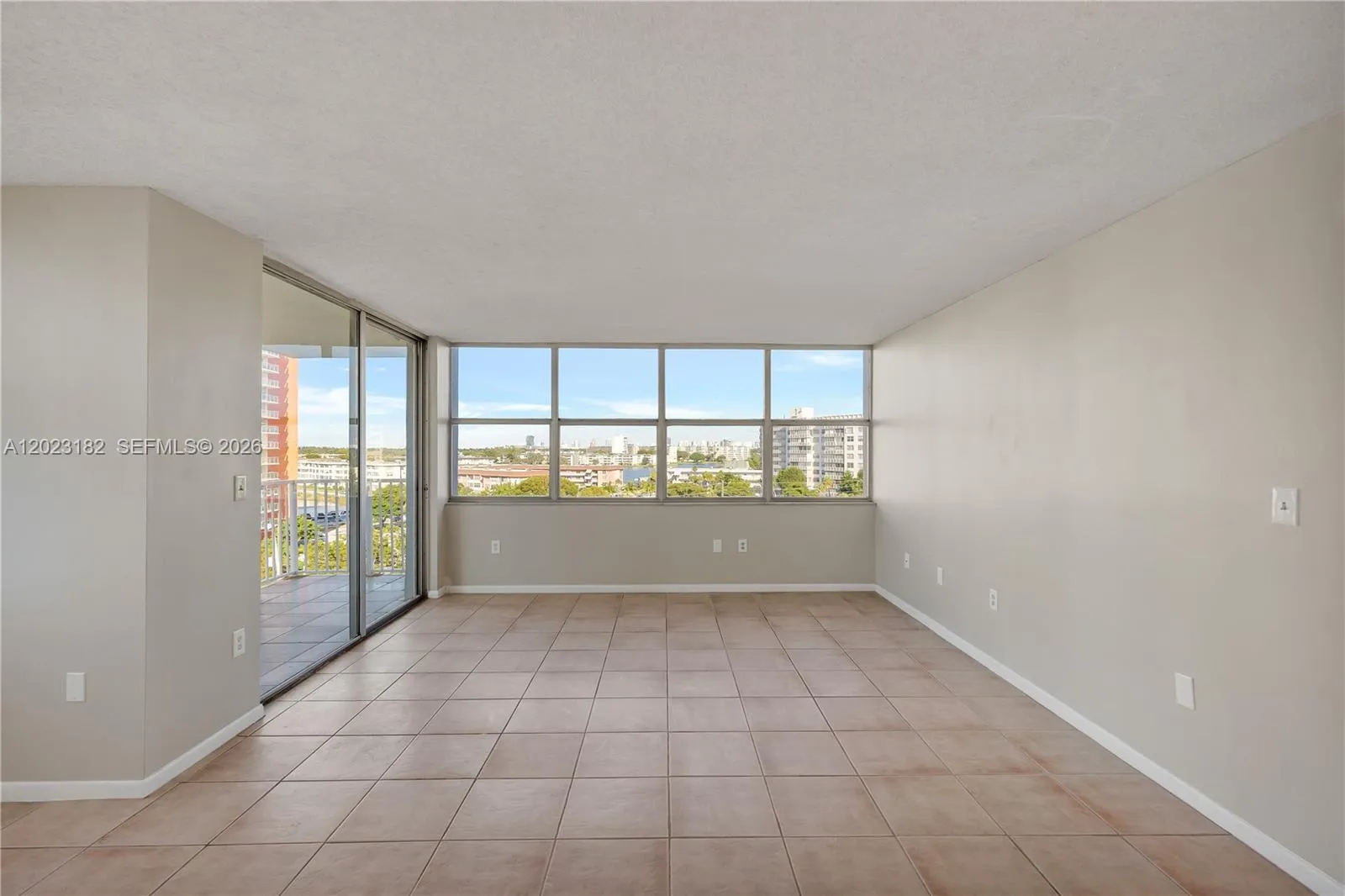 1300 NE Miami Gardens Dr # 714E, Miami FL 33179