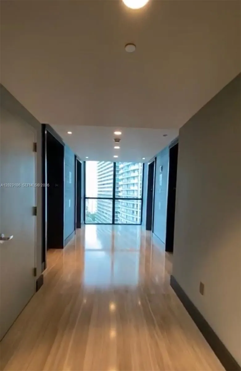 1080 Brickell Ave # 2405, Miami FL 33131