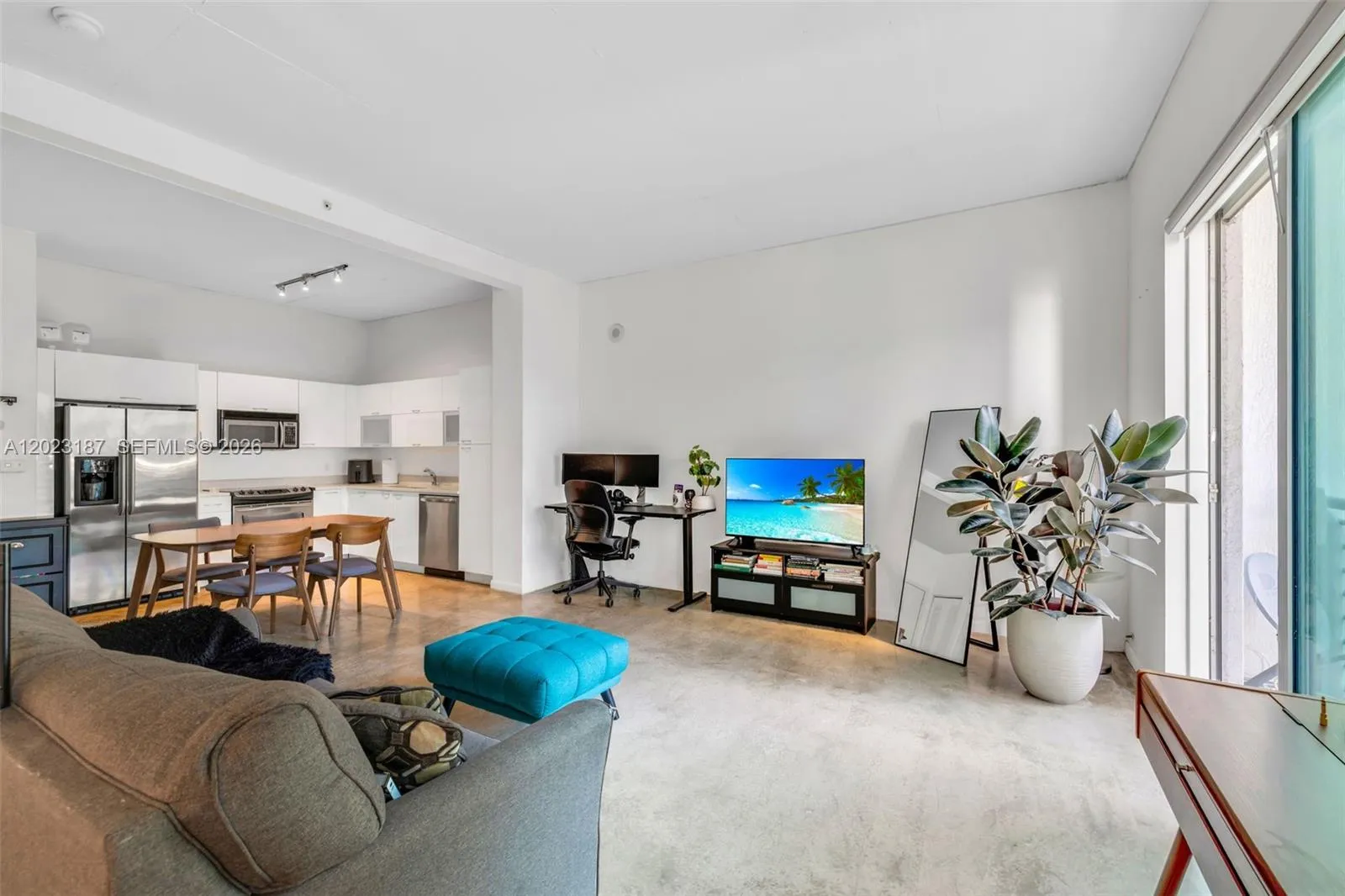 234 NE 3rd St # 1108, Miami FL 33132