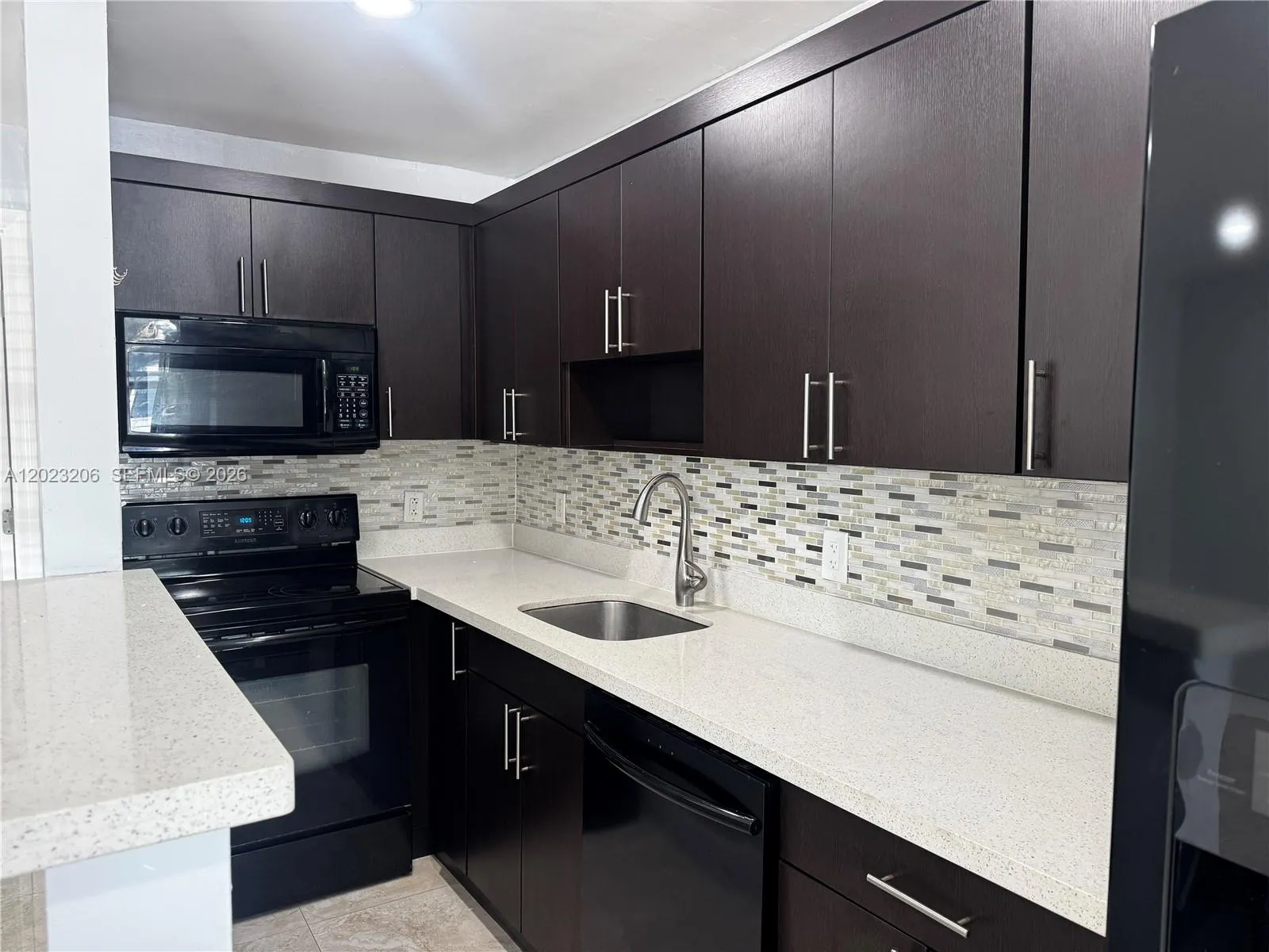 1860 Venice Park Dr # 107, North Miami FL 33181