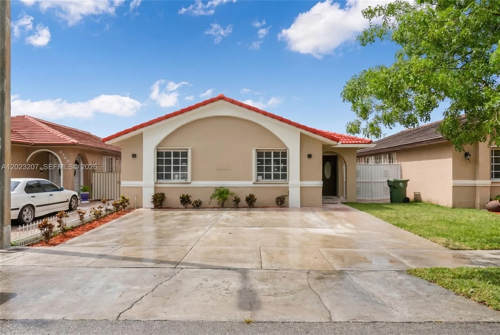 3 bedroom 2 bath for sale at 3254 W 78th St, Hialeah FL 33018