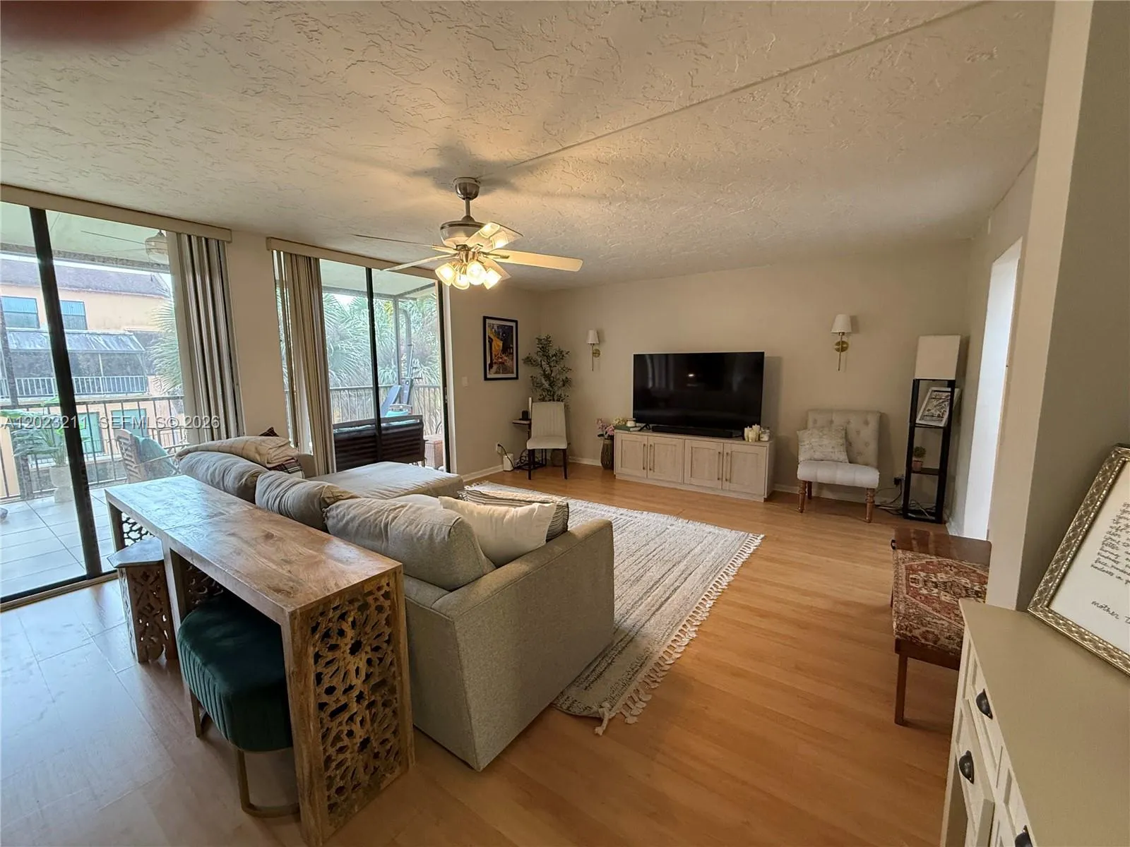 450 Commodore Dr # 306, Plantation FL 33325
