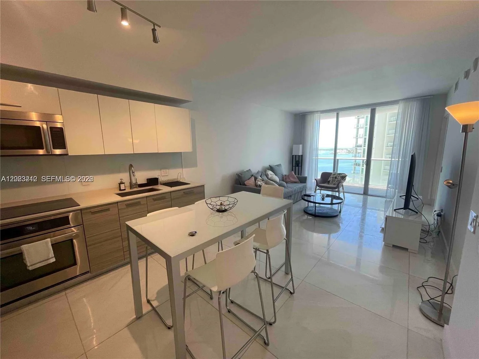 1300 Brickell Bay Dr # 2304, Miami FL 33131
