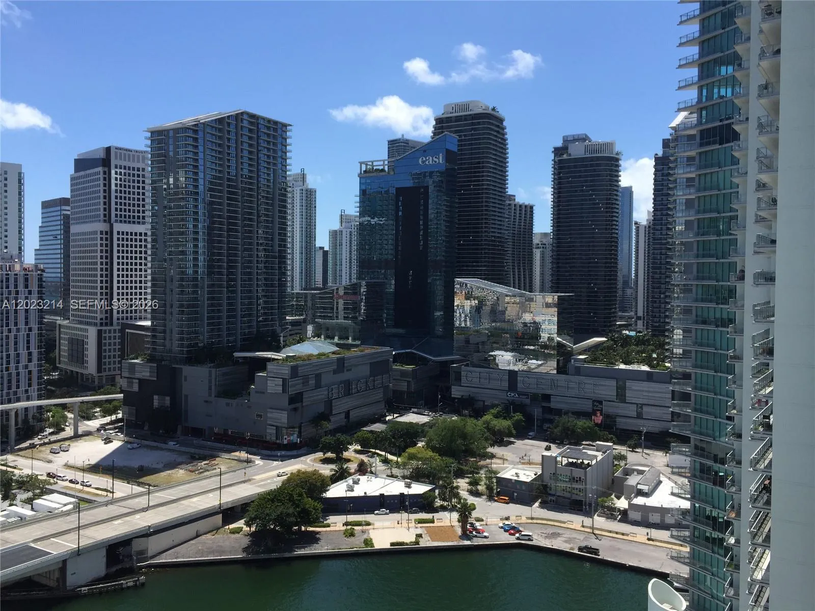 90 SW 3 ST # 2614, Miami FL 33130