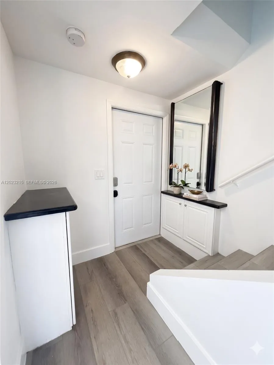 13 SW 3rd St # 13, Pompano Beach FL 33060