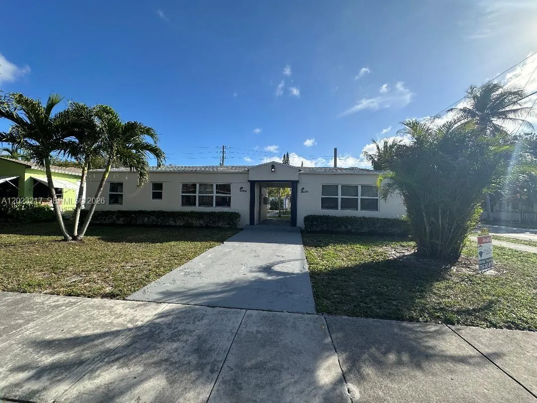 1956 Lincoln St # 5, Hollywood FL 33020