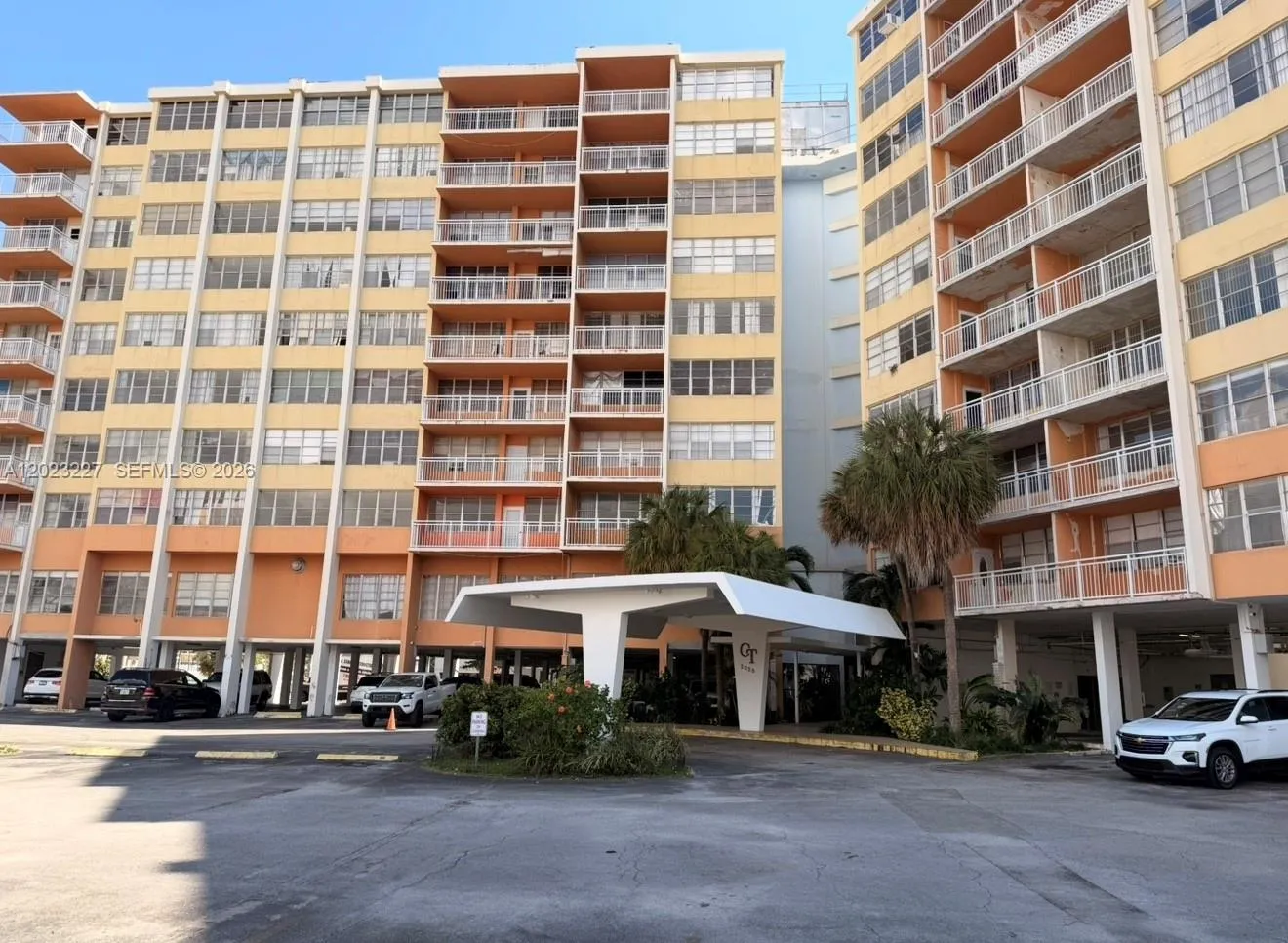 2025 NE 164th St # 706, North Miami Beach FL 33162