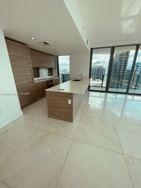 1300 S Miami Ave # 4001, Miami FL 33130