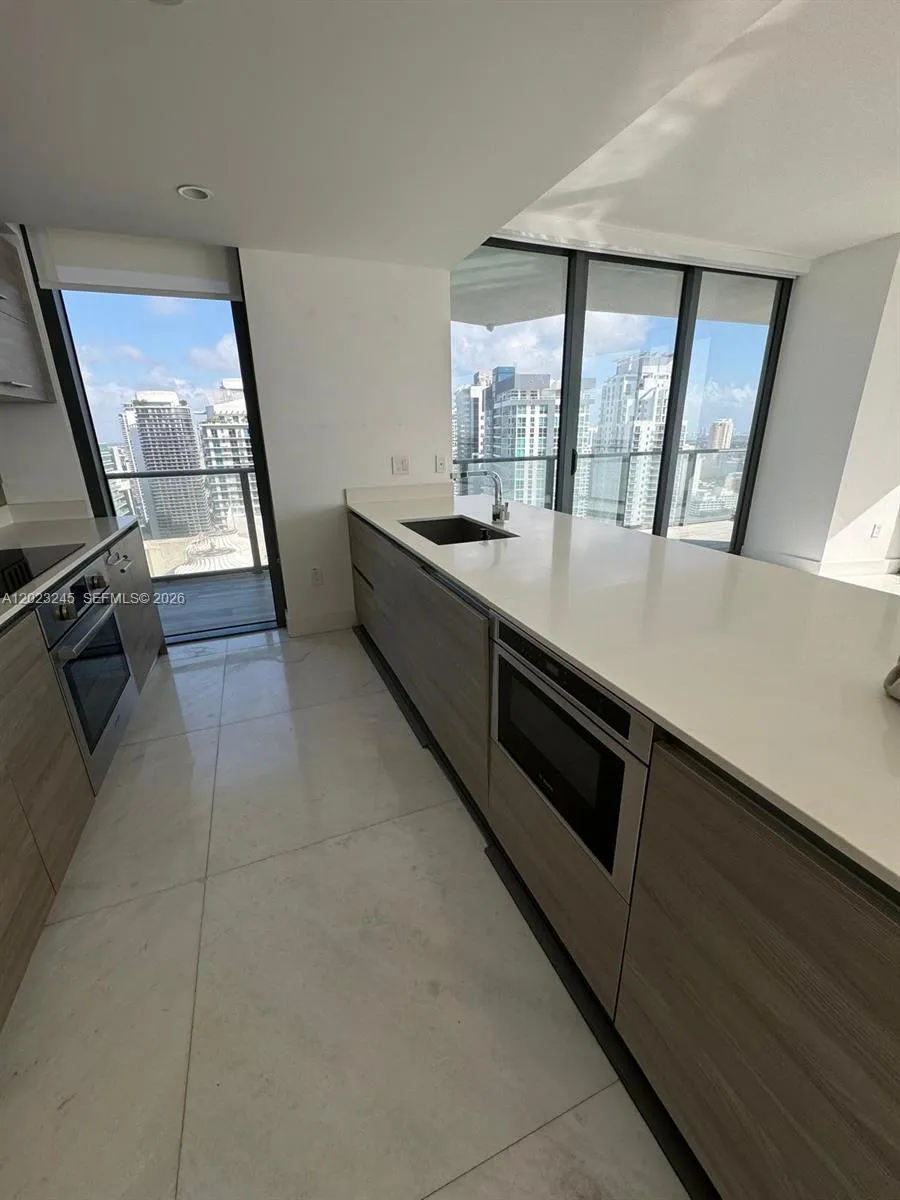 1300 S Miami Ave # 4001, Miami FL 33130