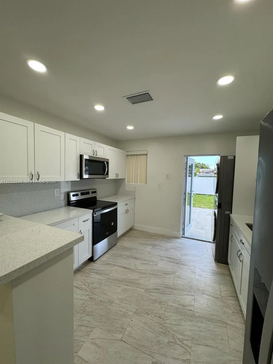 1222 NW 102nd St # 2, Miami FL 33147