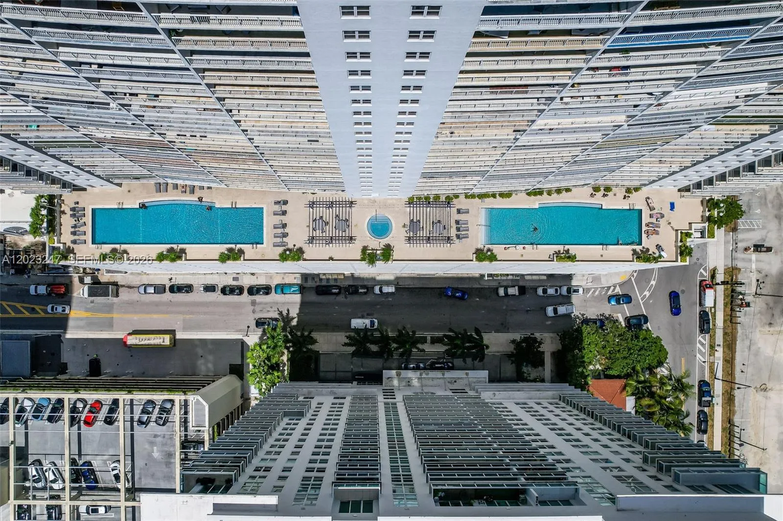 1200 Brickell Bay Dr # 2915, Miami FL 33131