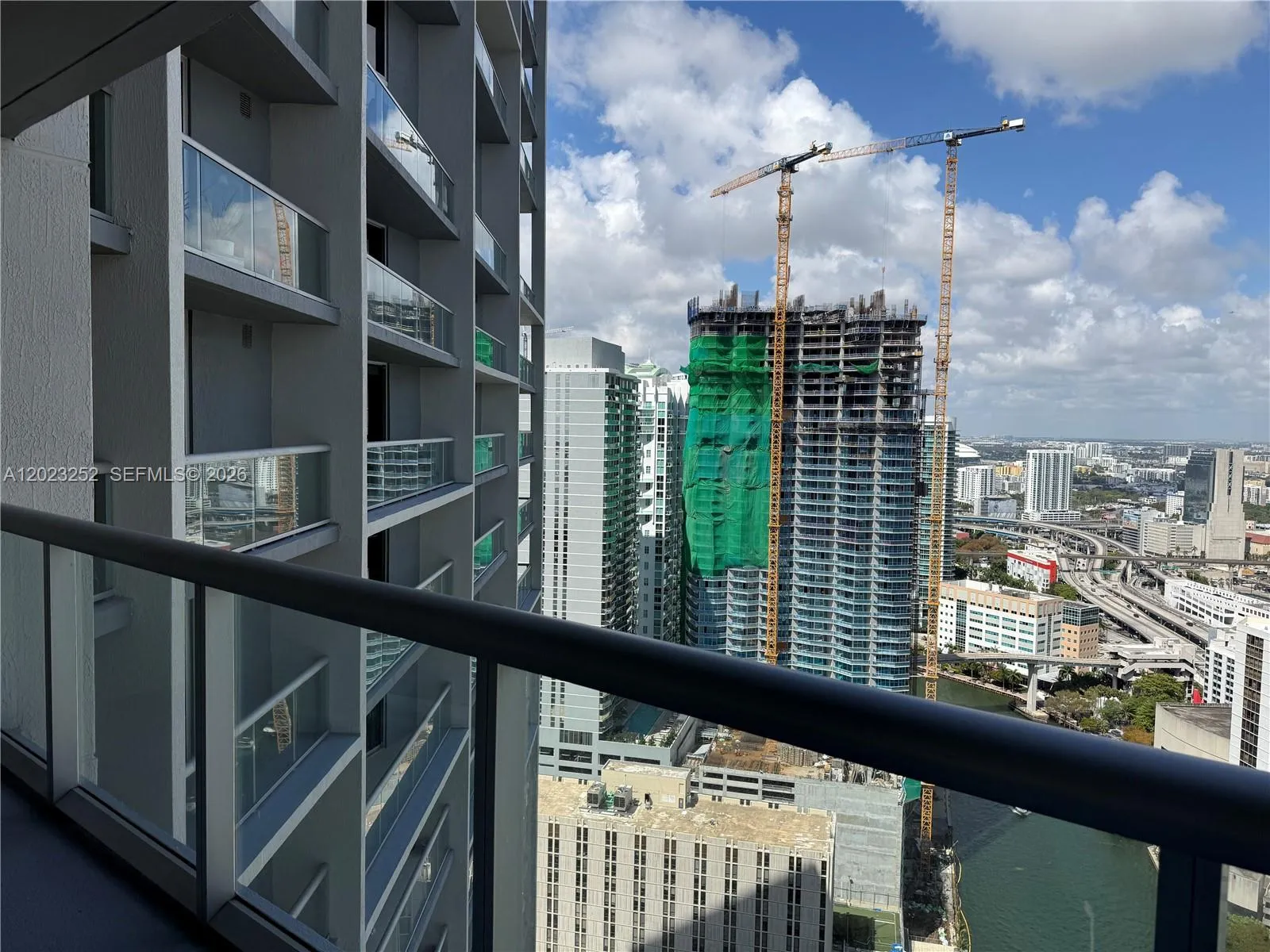 465 Brickell Ave # 3906, Miami FL 33131