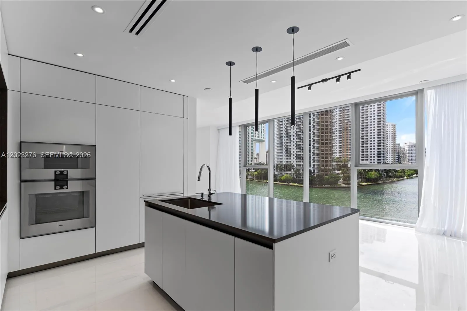 300 Biscayne Blvd Way # 804, Miami FL 33131