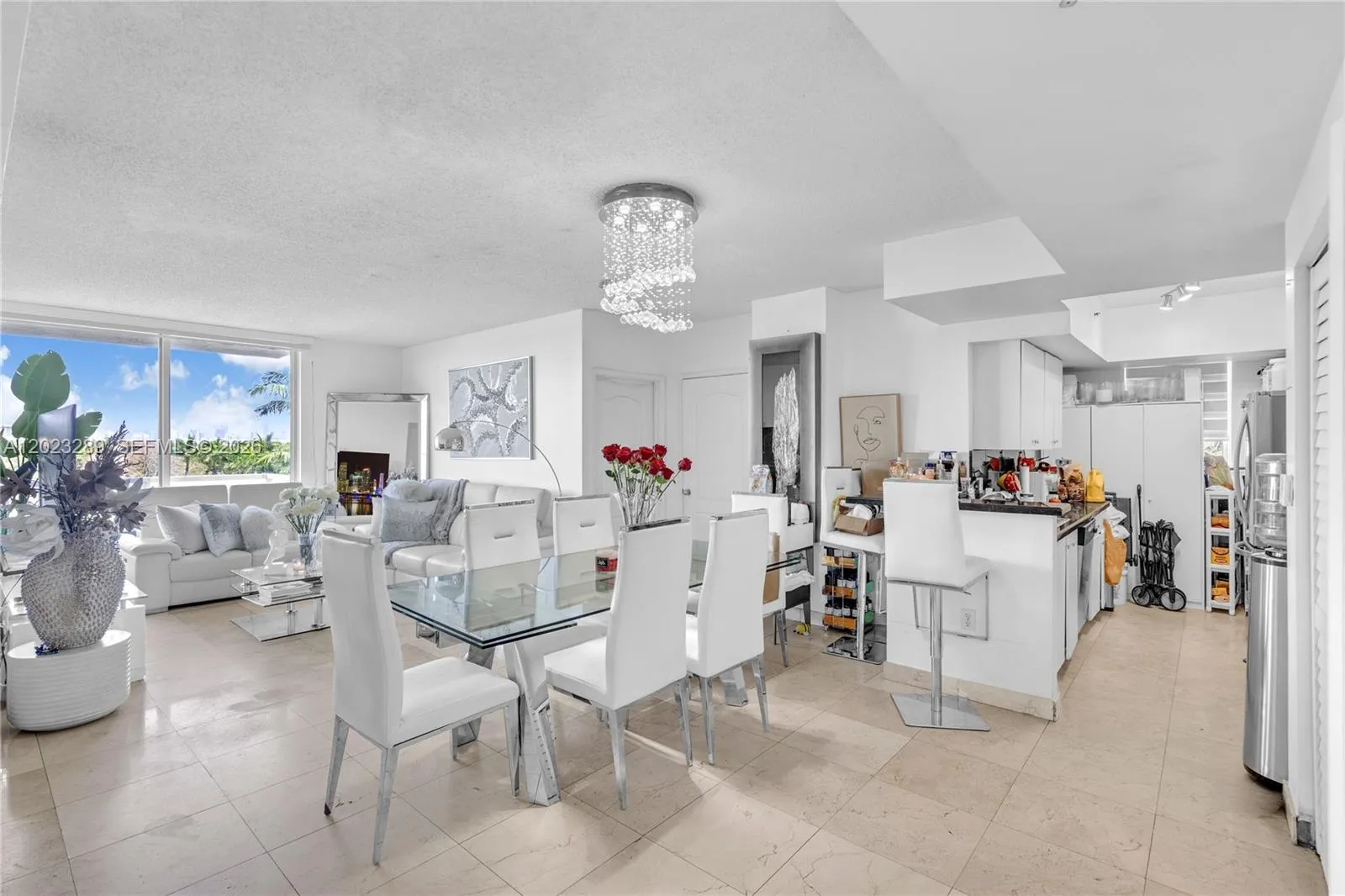 5077 NW 7th St # 517, Miami FL 33126