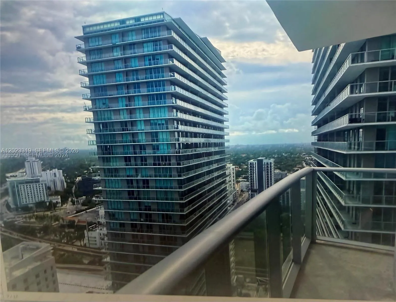 1100 S Miami Ave # 2804, Miami FL 33130