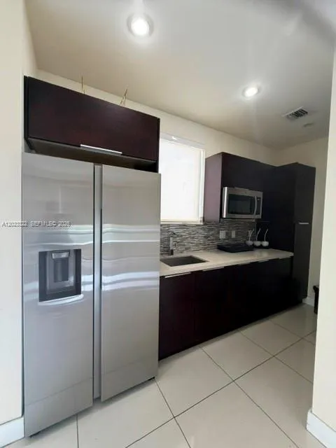 6308 NW 105th Pl, Doral FL 33178