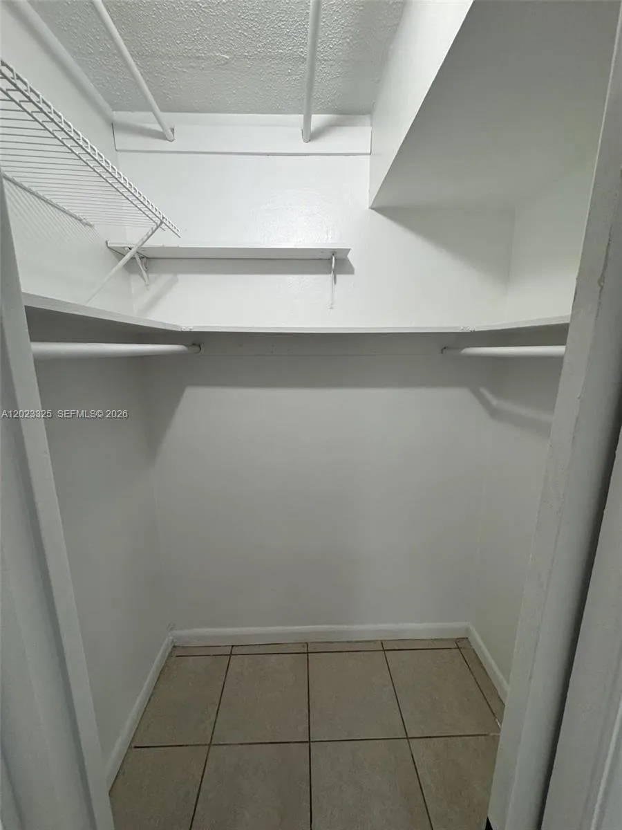 1643 NE Miami Gardens Dr # 121, Miami FL 33179