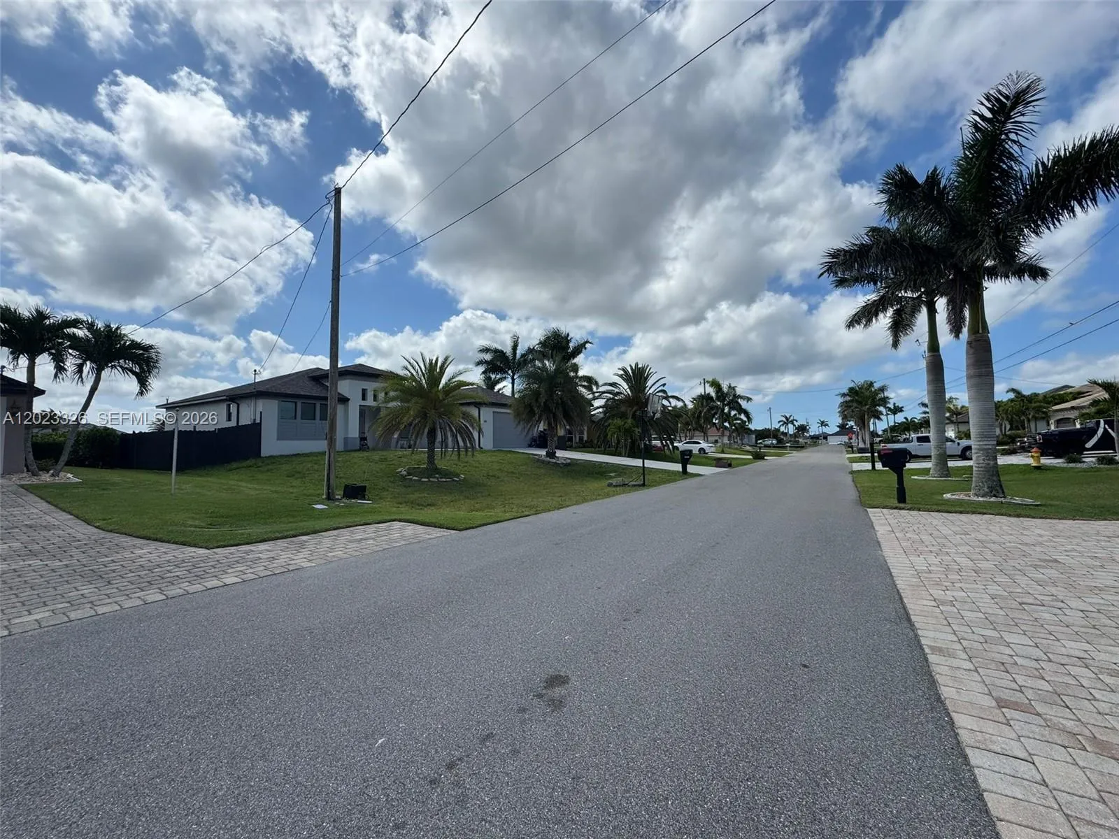 113 NW 38th Pl, Cape Coral FL 33993