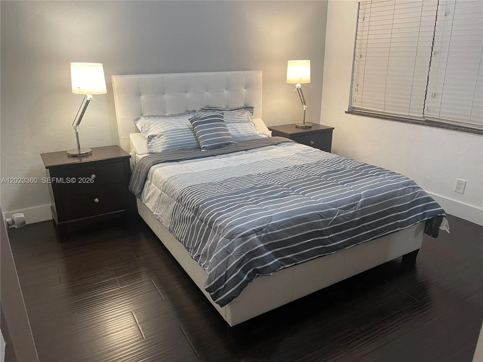 990 Meridian Ave, Miami Beach FL 33139