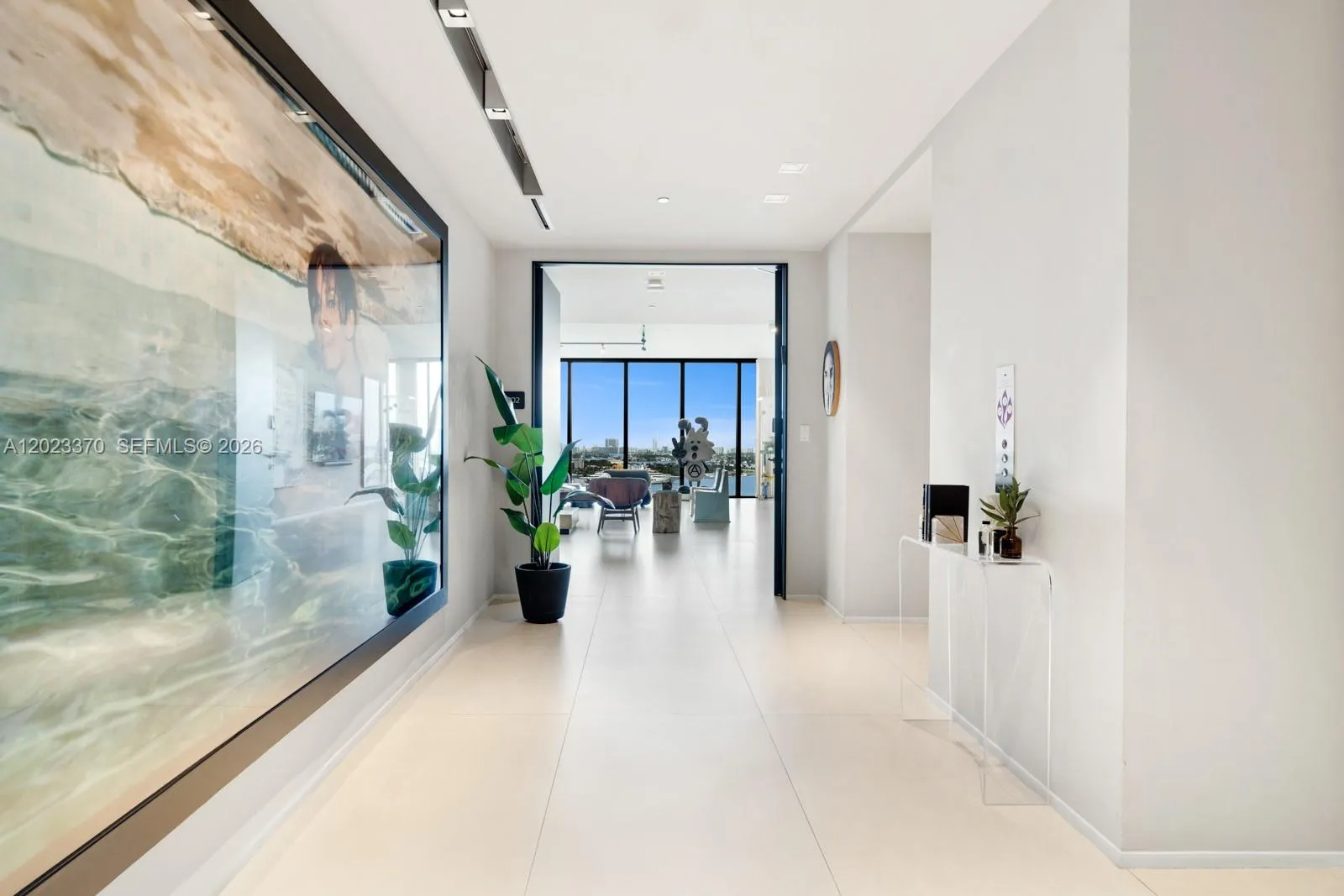 1000 Biscayne Blvd # 1702, Miami FL 33132