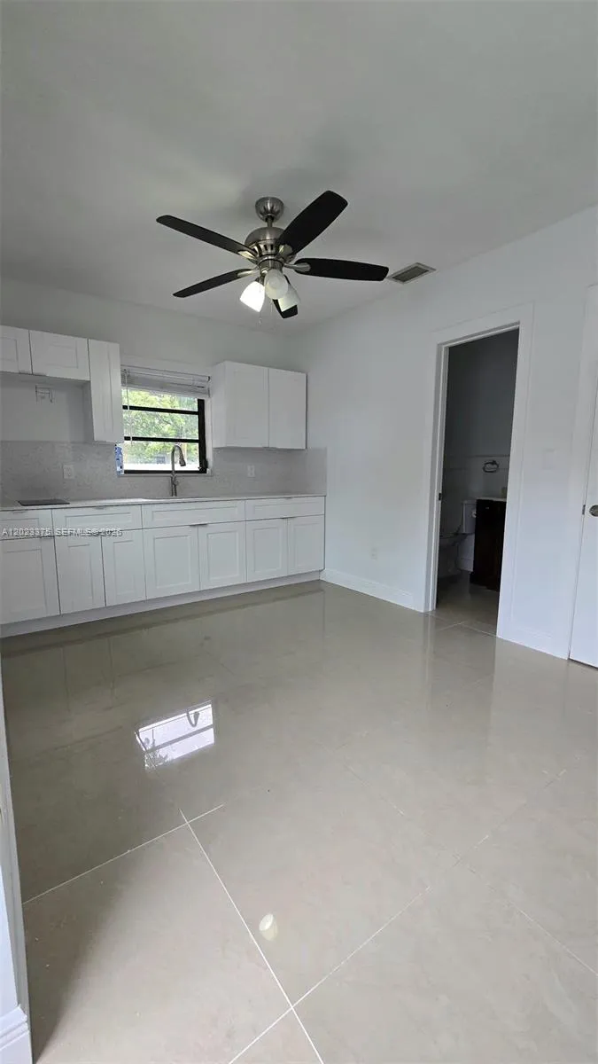 11930 SW 187th St # 1, Miami FL 33177