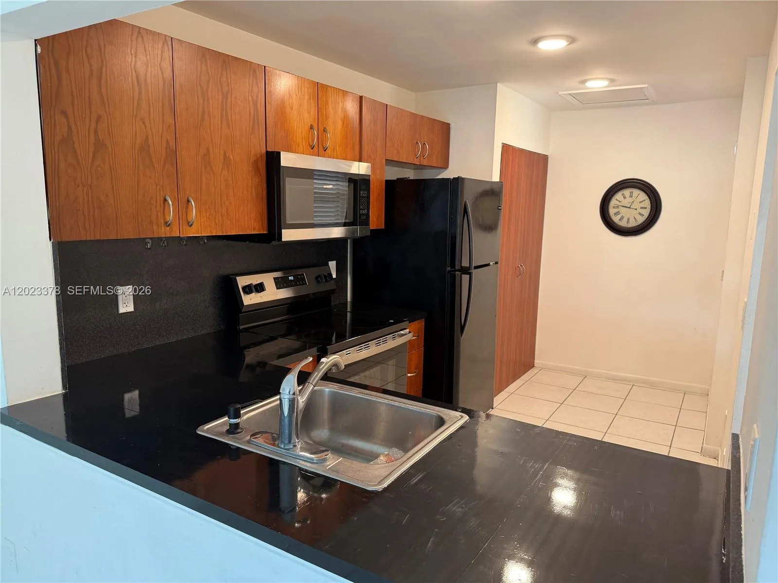 2 bedroom 2 bath for sale at 20825 NE 8th Ct # 19, Miami FL 33179