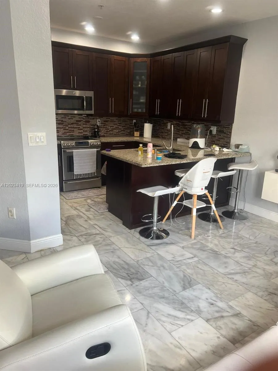 4301 SW 160th Ave # 215, Miramar FL 33027