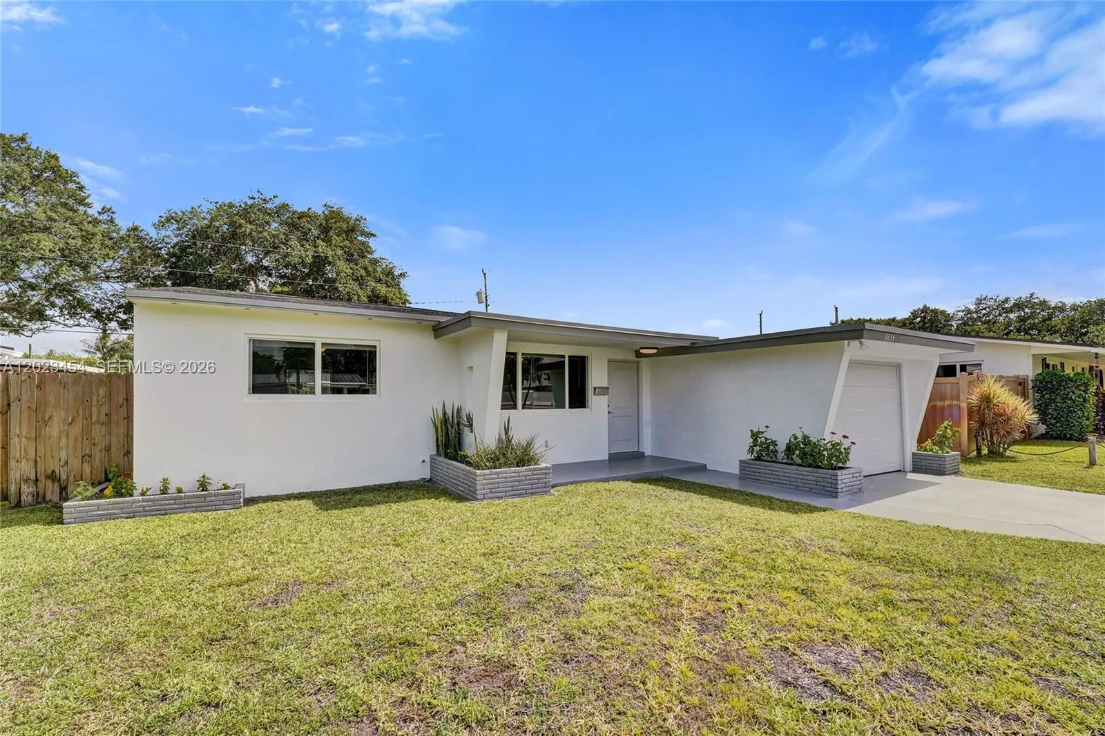 2 bedroom 2 bath for sale at 3234 Roosevelt St, Hollywood FL 33021