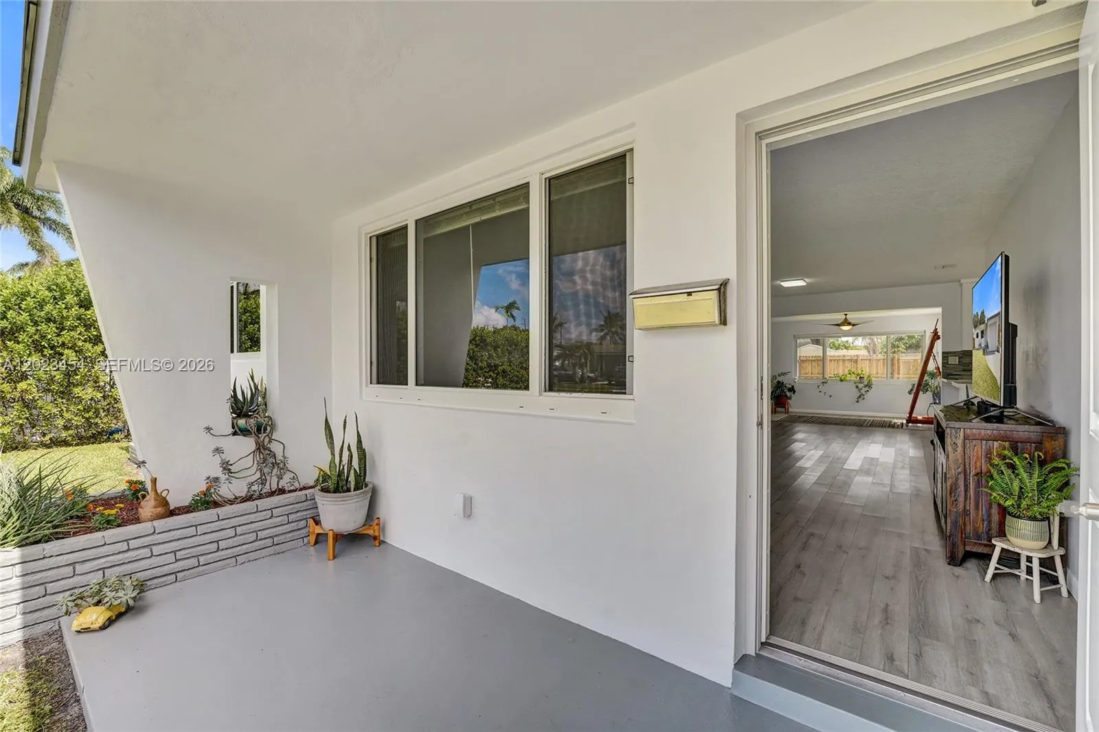 3234 Roosevelt St, Hollywood FL 33021