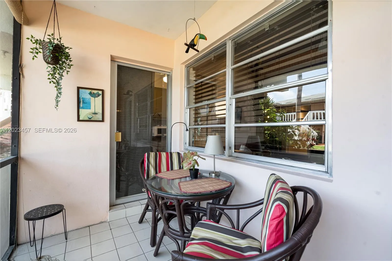1 bedroom 1 bath for sale at 160 NE 8th Avenue # 21A, Hallandale Beach FL 33009