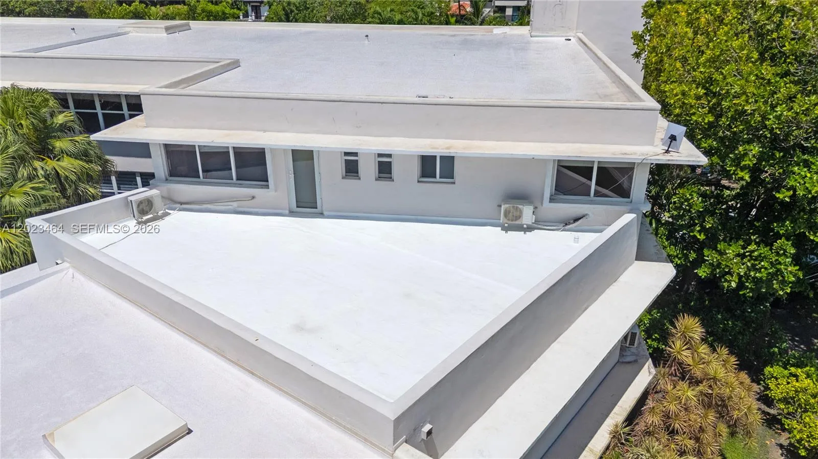 10190 Collins Ave, Bal Harbour FL 33154