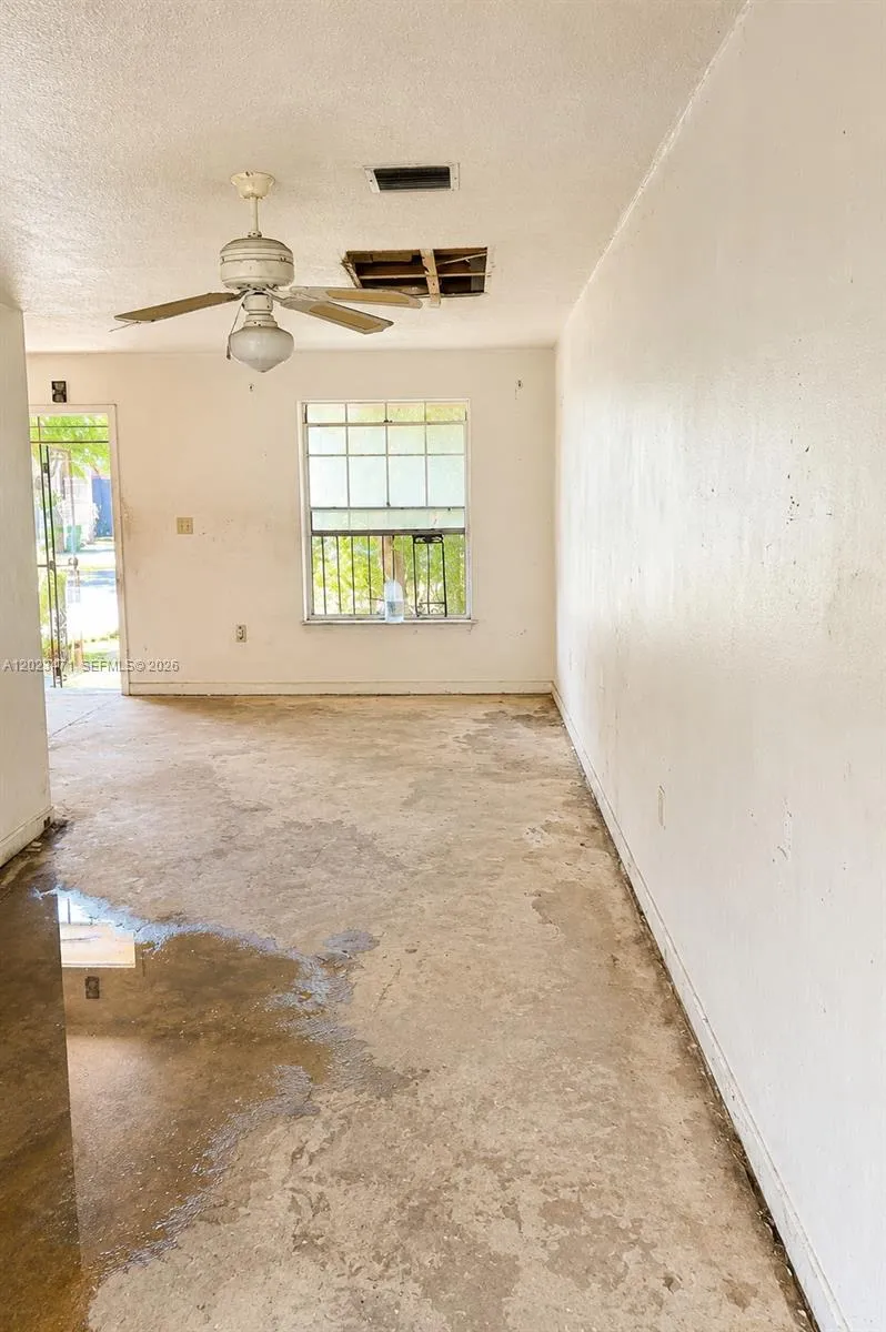 2791 NW 193rd Ter, Miami Gardens FL 33056