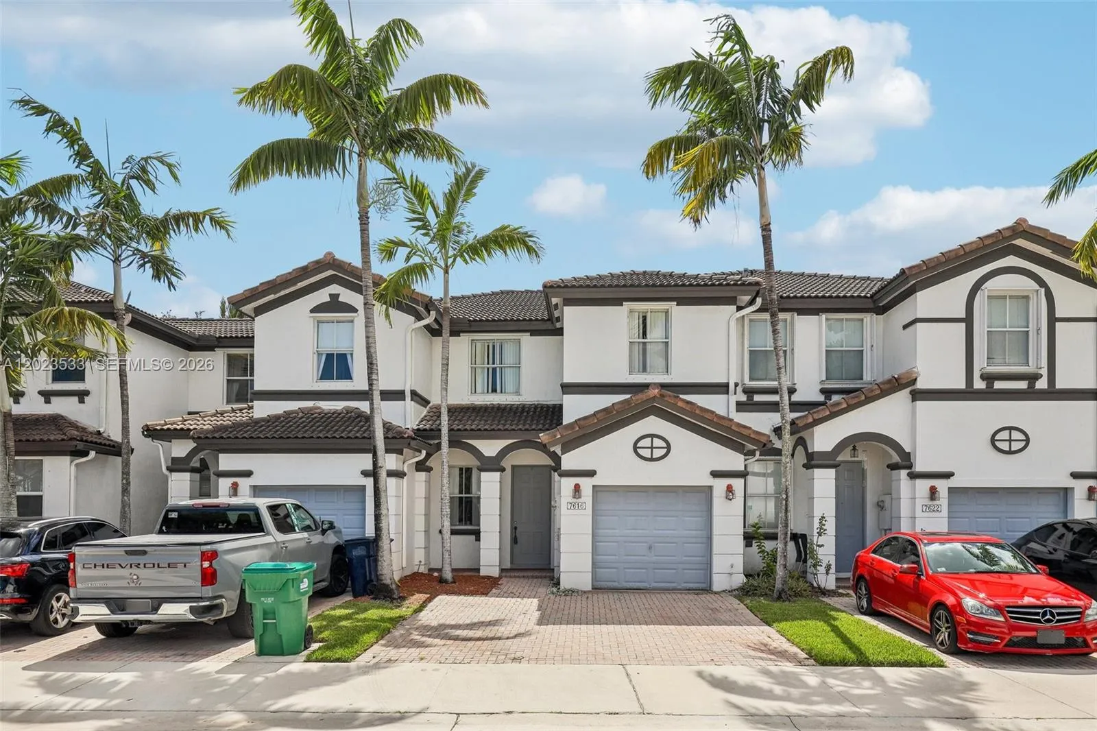 3 bedroom 2 bath for sale at 7616 NW 114th Path # 7616, Doral FL 33178