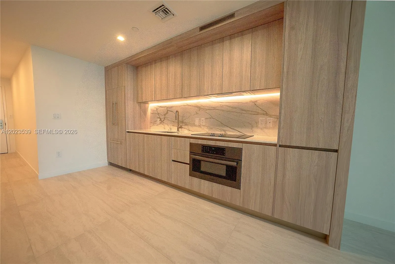 77 SE 5th St # 2203, Miami FL 33131