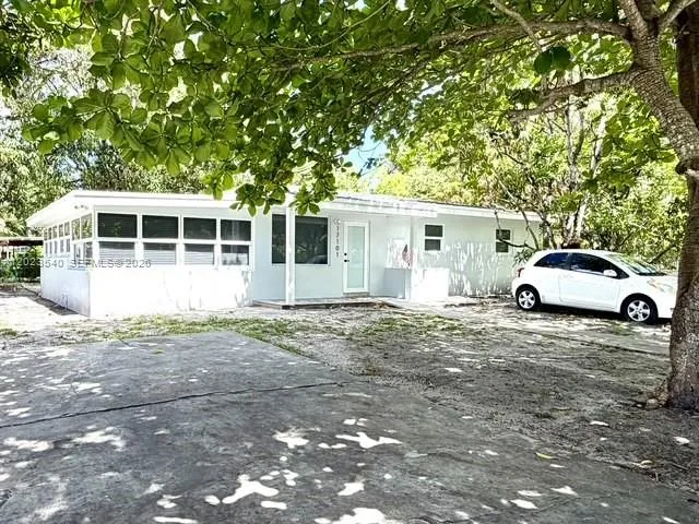 5 bedroom 2 bath for sale at 17101 NW 29th Pl, Miami Gardens FL 33056