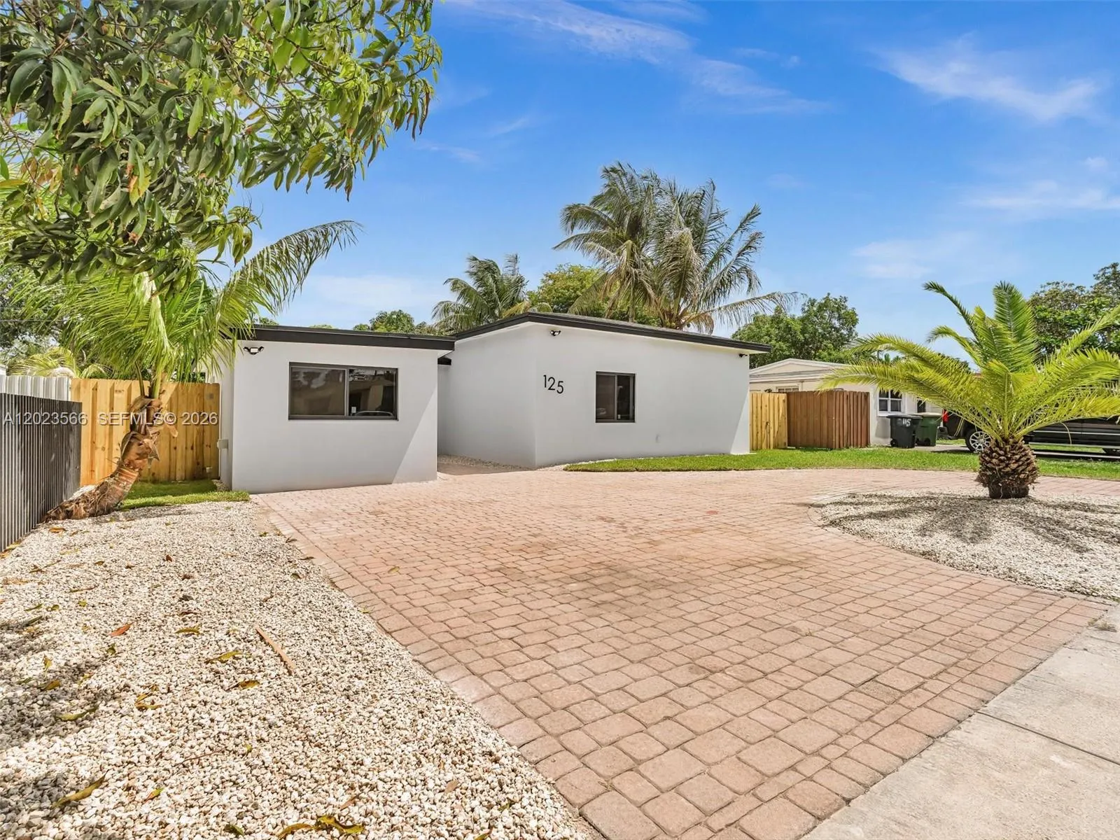 125 NW 122nd St, North Miami FL 33168