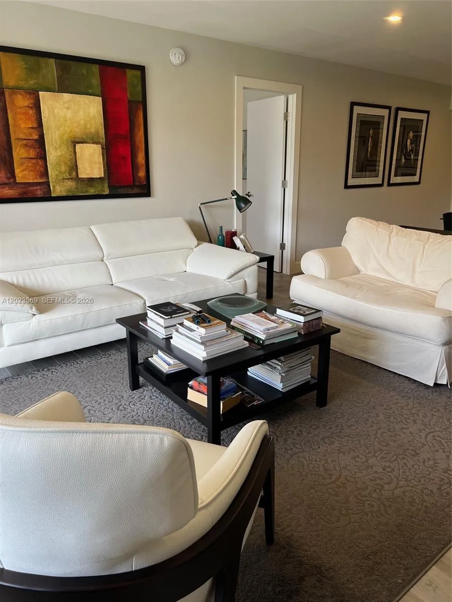 1400 Saint Charles Pl # 323, Pembroke Pines FL 33026