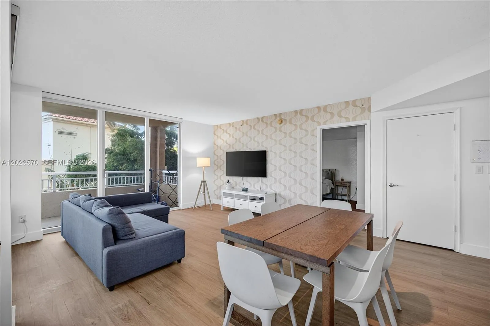 19501 W Country Club Dr # 313, Aventura FL 33180